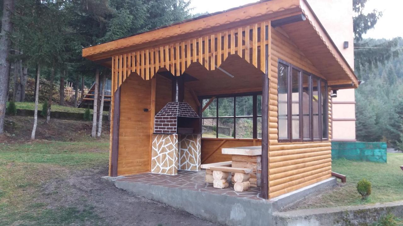 Ваканционно Селище Ива Sŭrnitsa Exteriör bild